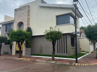 CASA EN RENTA AL NORTE DE AGUASCALIENTES CAMPANARIO