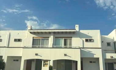 CASA AMPLIA DE OPORTUNIDAD ÁREA NORTE