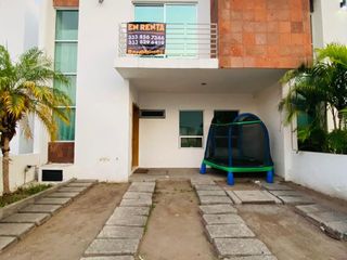 CASA EN RENTA EN RESIDENCIAL SANTA MARGARITA EN ZAPOPAN