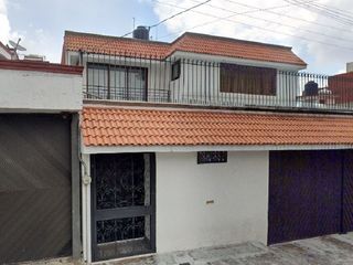CASA EN PEDREGAL DE LAS AGUILAS, TLALPAN, CON JARDIN, CERCA DE ESCUELAS, DEPORTIVO Y VIS RAPIDAS.