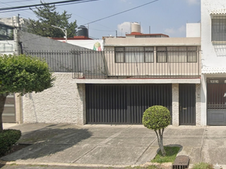 CASA EN VENTA EN UXMAL DEL VALLE CENTRO