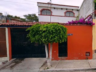 Casa en venta en La Trinidad, Querétaro Centro.