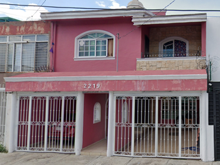 Casa en venta en Tabachines, Zapopan, Jalisco.