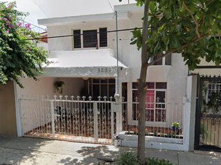 Casa en Venta en Jardines de La Paz ¡¡¡Excelente Oportunidad de Inversiòn Propiedad de  Recuperaciòn Hipotecaria!!!