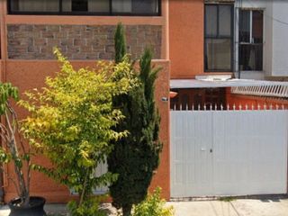 Casa en venta Calle Atenea Habitacional las Rosas, Tlalnepantla, Recuperación Bancaria