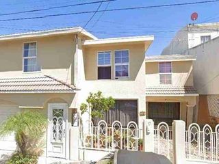 Preciosa Casa en Venta en Tijuana, Baja California.