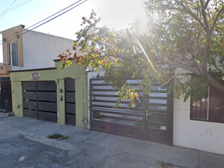 LINDA CASA EN LOMA LINDA, SALTILLO, COAHUILA.