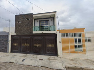 Casa en Alamillo 85, La Cebada, Cdad. Guzmán, Jal., México