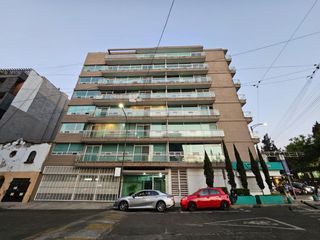 Amplísimo departamento en perfectas condiciones.