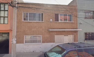 Casa en Venta en Colonia 15 de Agosto, Gustavo A. Madero CDMX.