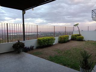 RENTO CASA EN PORTATOSCANA EN LEON GTO INCREIBLE VISTA 3 RECAMARAS CON BAÑO DOS TERRAZAS