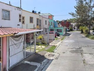 GRAN OPORTUNIDAD! ¡REMATE DE PROPIEDAD!   Bonita casa en remate bancario Propiedad disponible en remate bancario. Excelente oportunidad de compra con