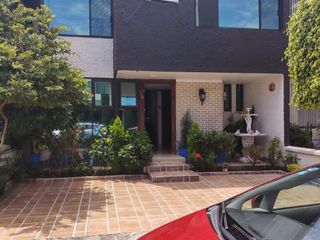 MAGNIFICA CASA EN VENTA EN EXCLUSIVO FRACCIONAMIENTO JOYAS DEL PEDREGAL