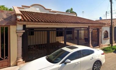 BONITA CASA UBICADA EN COLONIA DEL VALLE EN CDAD OBREGON SONORA