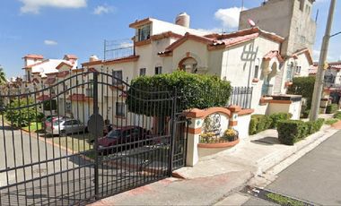 CASA EN VILLA DEL REAL, OJO DE AGUA, TECÁMAC