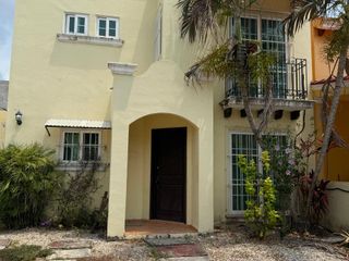 Casa en Hacienda Dorada