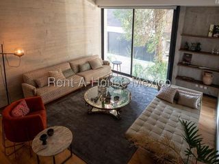 Casa en Venta en Cuauhtémoc, Condesa MT 26-3207.