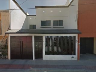 CASA EN PARQUE MANZANARES, LEON GUANAJUATO, CERCA DE MUSEO, PALENQUE, FERIA DE LEON, ESTADIO LEON Y VIAS RAPIDAS.