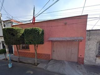 CASA EN VENTA COLONIA PETROLERA POR REMATE, EXCELENTE OPORTUNIDAD!