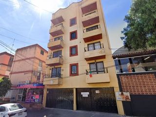Venta de departamento  en Av Santa Cruz del Monte Naucalpan