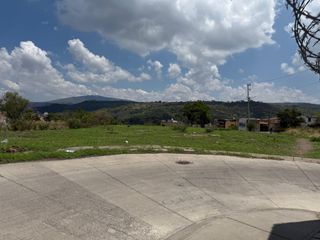 TERRENO EN "RESIDENCIAL DEL PRADO" TONALÁ