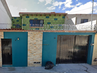 CASA A LA VENTA EN BOSQUES DE BANTHI SAN JUAN DEL RIO QUERETARO YQH