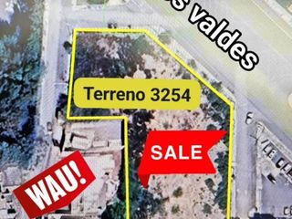 Terreno Comercial con 3254 m² Superficie de Terreno en Los Valdez