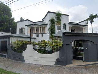 Venta de casa en Av Holbox SM 11, Cancún, Quintana Roo, México  Buena inversión***