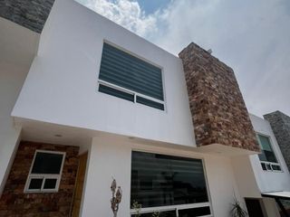 CASA EN RENTA VISTAS ALTOZANO MORELIA