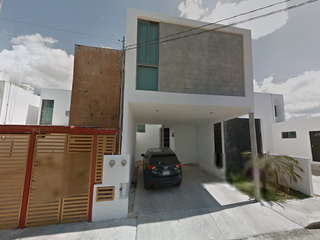 Venta Casa Calle 6, Leandro Valle, Mérida, Yucatan.