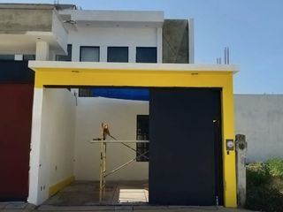 EN RENTA CASA DE 2 RECAMARAS SIN MUEBLES  EN FRACC LIMON