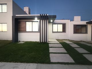 CASAS RESIDENCIALES PARA INFONVIT DE 120.00 M2, CISTERNA, EQUIPADAS ,