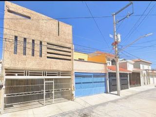 CASA EN VENTA EN VIVERO DEL RETIRO AGUASCALIENTES