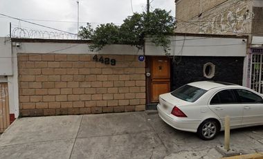 CASA EN REMATE EN CALZADA DESIERTO DE LOS LEONES ALVARO OBREGON
