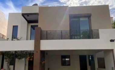 BONITA Y ATRACTIVA CASA EN VALLE SANTA MONICA EN HERMOSILLO SONORA