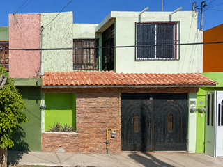 Casa en venta en Prados de la Soledad, Soledad de Graciano Sánchez.