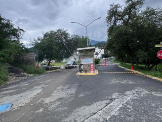 VENTA DE TERRENO EN CUMBRES DE SANTIAGO