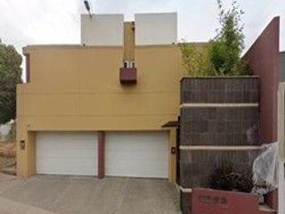 VENTA DE CASA EN HACIENDA AGUA CALIENTE TIJUANA BAJA CALIFORNIA