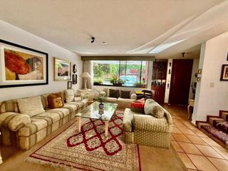 SE VENDE CASA EN PROLONGACIÓN MARTIN MENDALDE, ACACIAS, BENITO JUAREZ