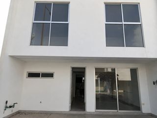 CASA EN VENTA FRACC SENDERO DEL FRESNO 17 RANCHO COLORADO 1CV F146