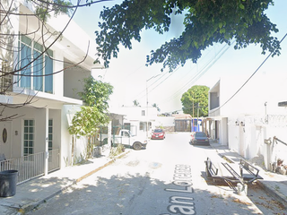 CASA EN RECUPERACIÓN - CIUDAD DEL CARMEN, CAMPECHE.