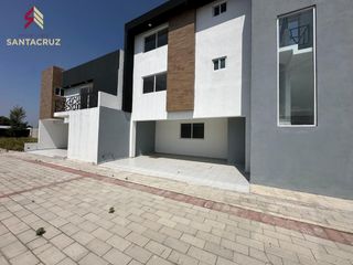 ✨ UNA CASA QUE DESTACA POR SU DOBLE ALTURA Y DISEÑO FUNCIONAL ✨