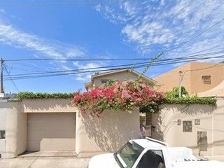 SE VENDE HERMOSA CASA EN MANZANILLO