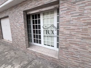 SE RENTA OFICINA/ CONSULTORIO SOBRE VIALIDAD PRINCIPAL EN TOLUCA