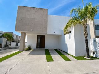 CASA EN VENTA EN EL FRACC. RINCON 2 AL NORPONIENTE DE AGUASCALIENTES