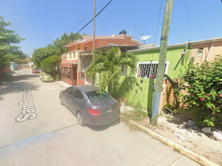 "REMATE BANCARIO". Casa en Ciudad del Carmen Campeche.