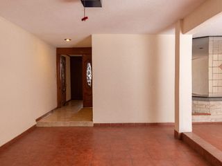 CASA EN RENTA EN PRADOS AGUA AZUL CERCA DE PLAZA CRISTAL