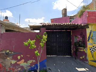 Linda Casa Muy Bien Ubicada