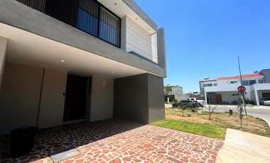 VENTA DE CASA EN EL CIELO  EXCELENTES ACABADOS