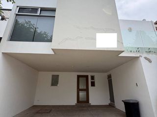 CASA EN RENTA EN LOMAS DE ANGELOPOLIS PUEBLA